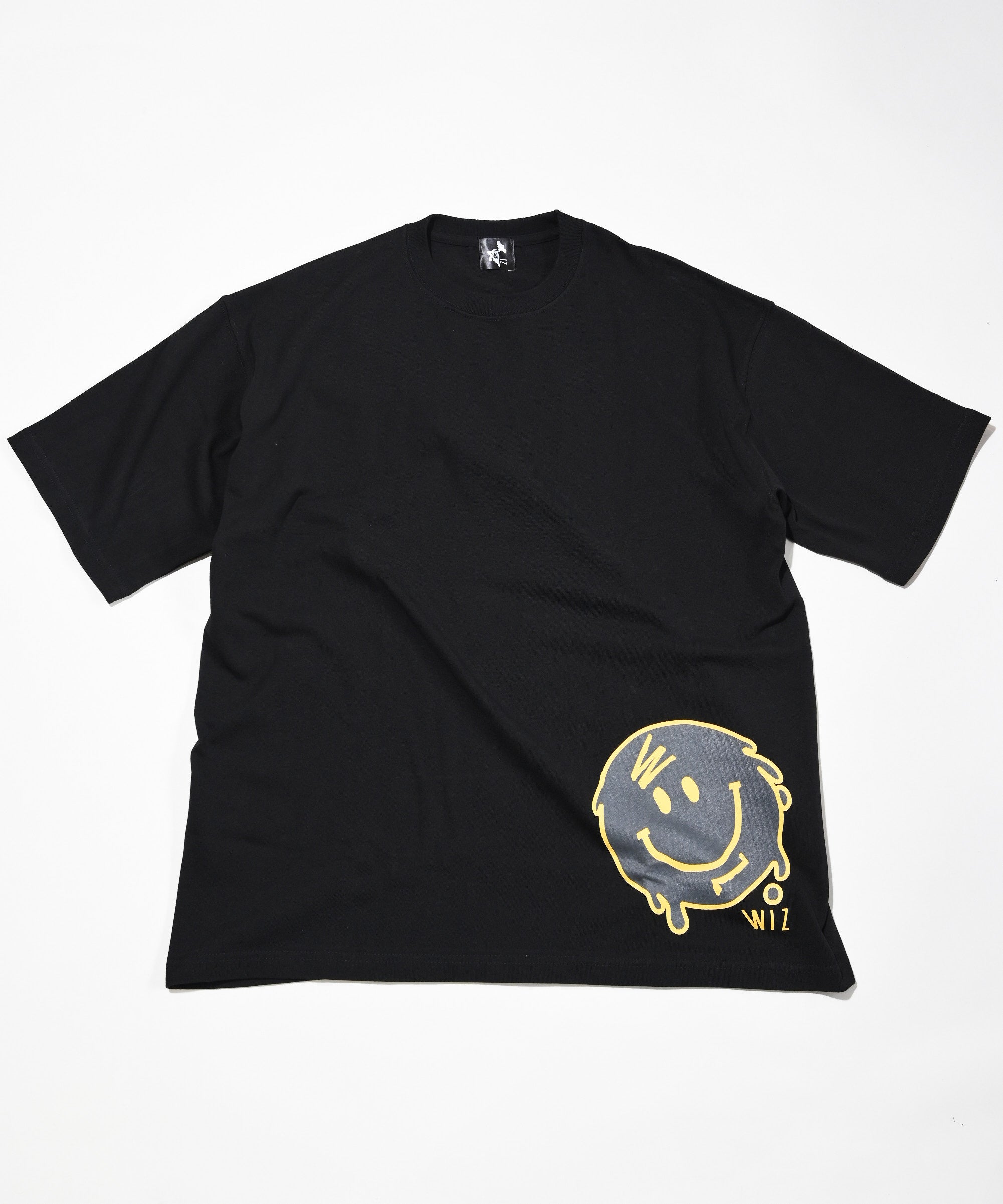 予約販売】SMILE BIG TEE (MEN'S) / スマイルTシャツ / Black-Black – WIZ